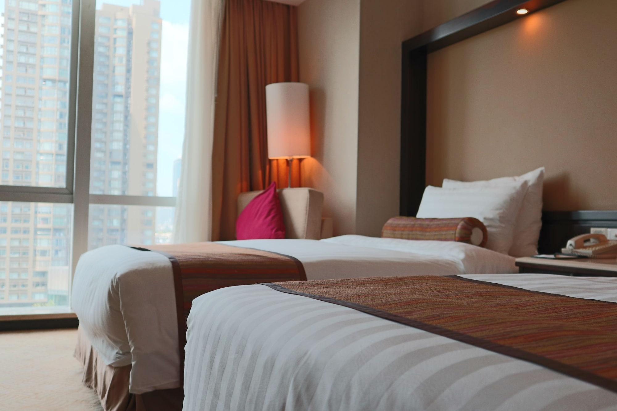 Howard Johnson Huaihai Hotel Shanghai Eksteriør bilde