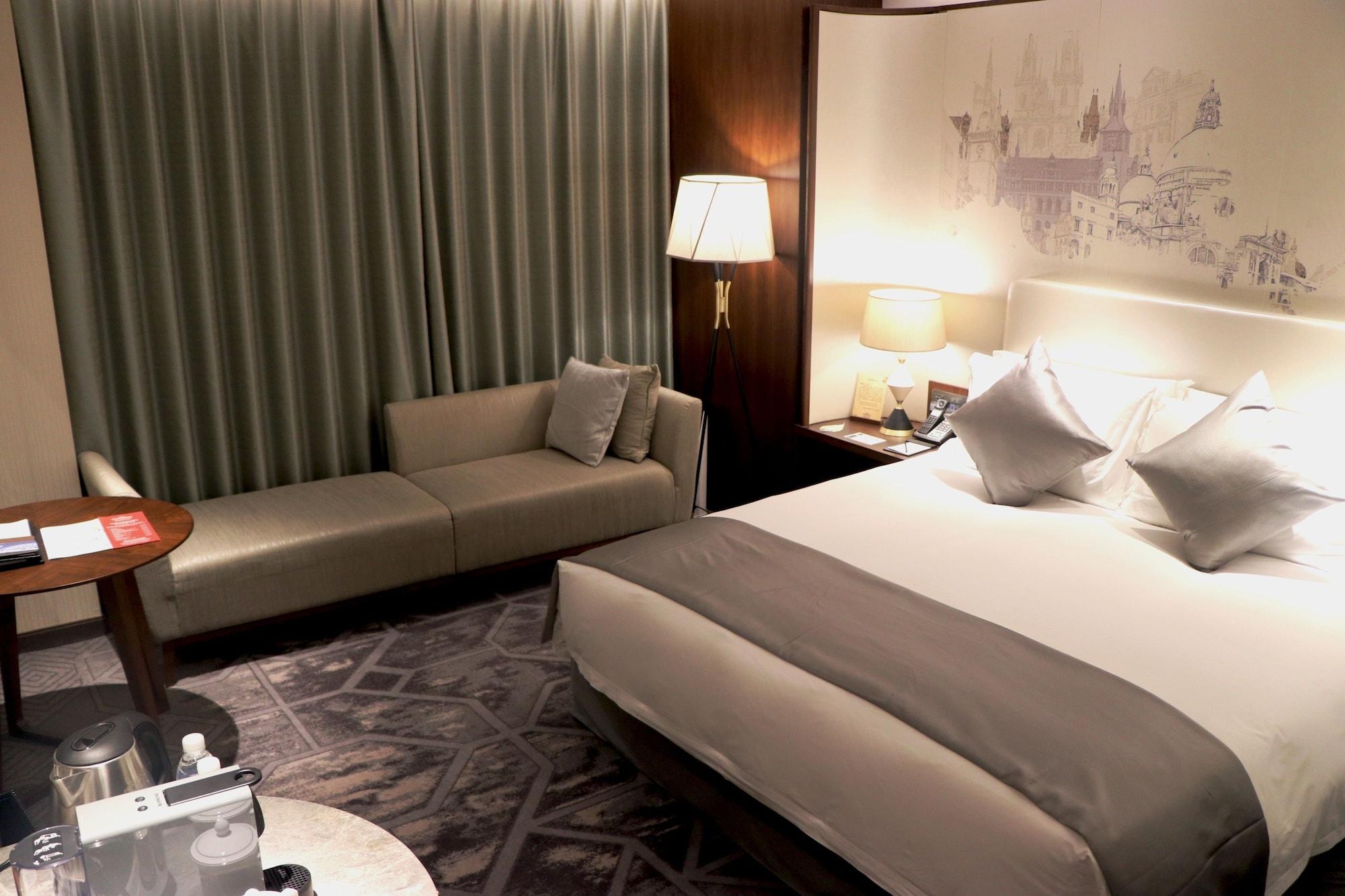 Howard Johnson Huaihai Hotel Shanghai Eksteriør bilde