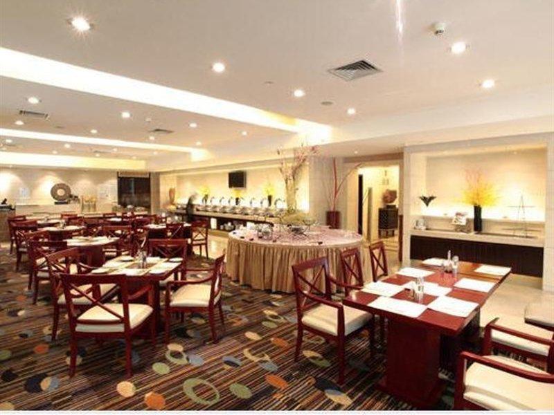 Howard Johnson Huaihai Hotel Shanghai Eksteriør bilde