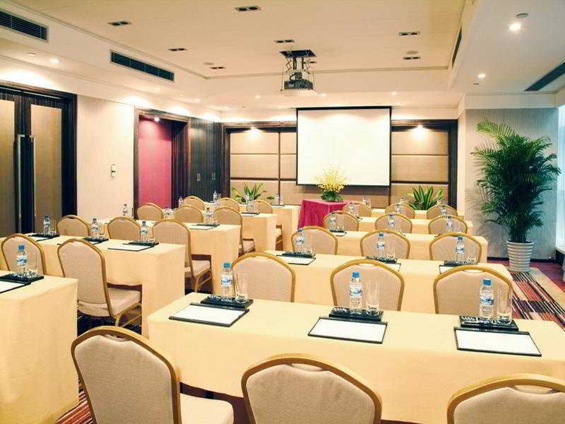 Howard Johnson Huaihai Hotel Shanghai Eksteriør bilde